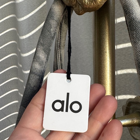 ALO Gray Patterned Tote Bag with Black Logo (New) - Picture 5 of 6